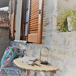 Cascina - Tra Le Nocciole Levice