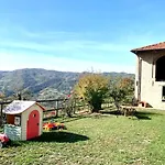 Cascina - Tra Le Nocciole * Levice
