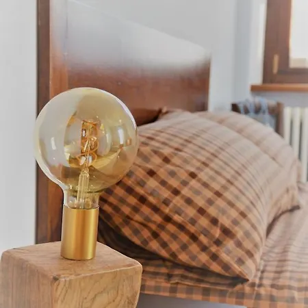 Cascina - Tra Le Nocciole * Levice