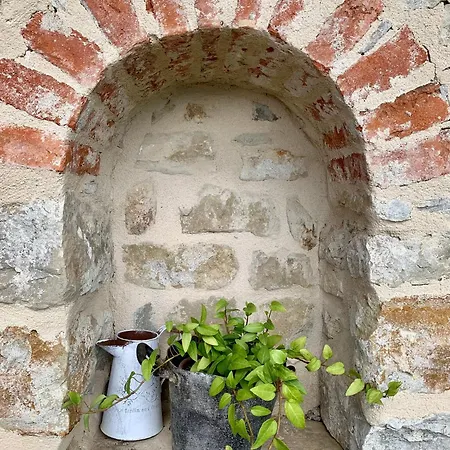 Cascina - Tra Le Nocciole Apartament Levice
