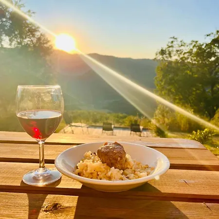 Апартаменты Cascina - Tra Le Nocciole *