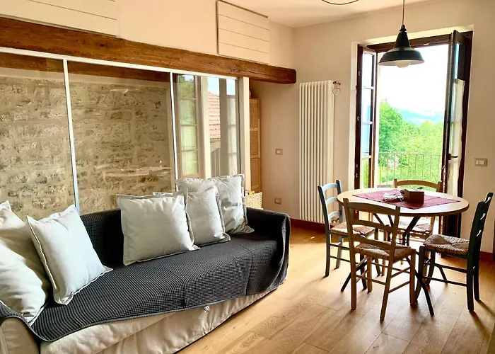 Cascina - Tra Le Nocciole Apartment Levice